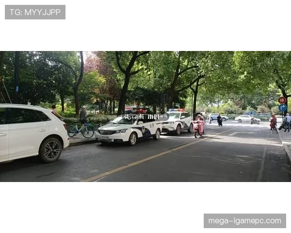 富里睡醒发现自家马场又多了一辆法拉利 富里睡醒发现自家马场又多了一辆法拉利